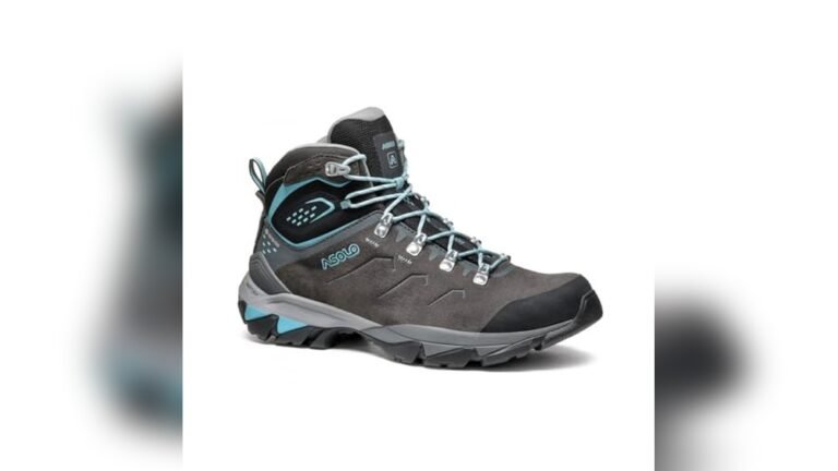 Best Hiking Boots for Women With Bunions – Top 3 Picks