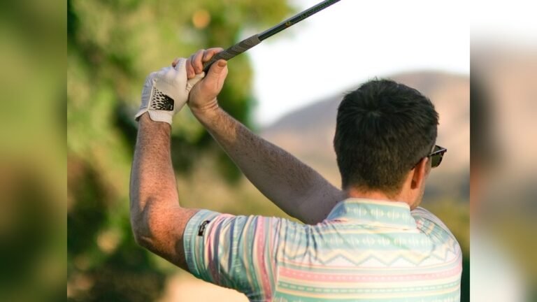 What is a Draw in Golf: Master This Game-Changing Shot