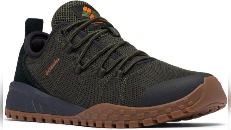 Best Hiking Shoes for Desert: Top Durable and Comfortable Picks